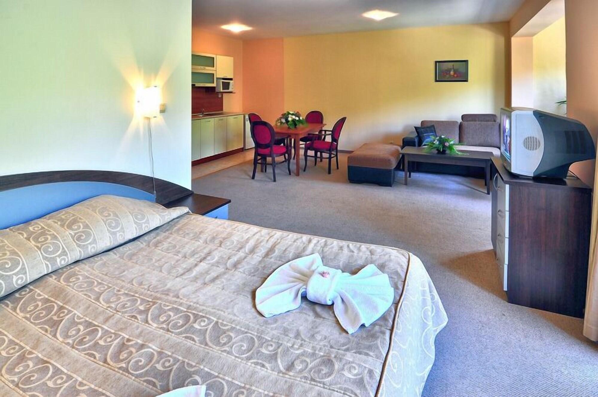 Paradise Park Aparthotel Goldstrand