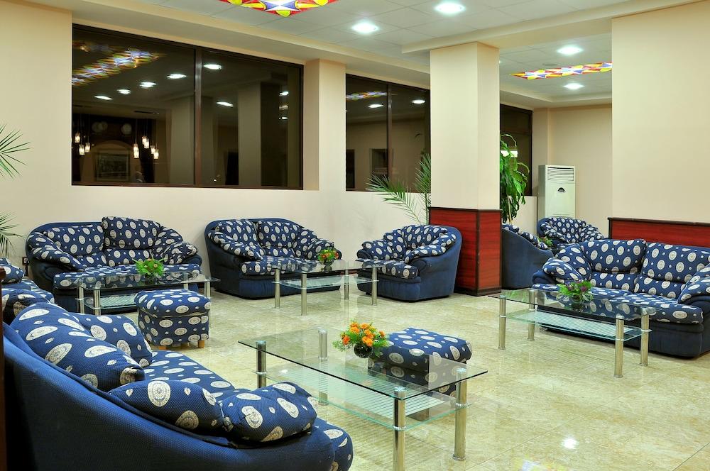 Aparthotel Paradise Park