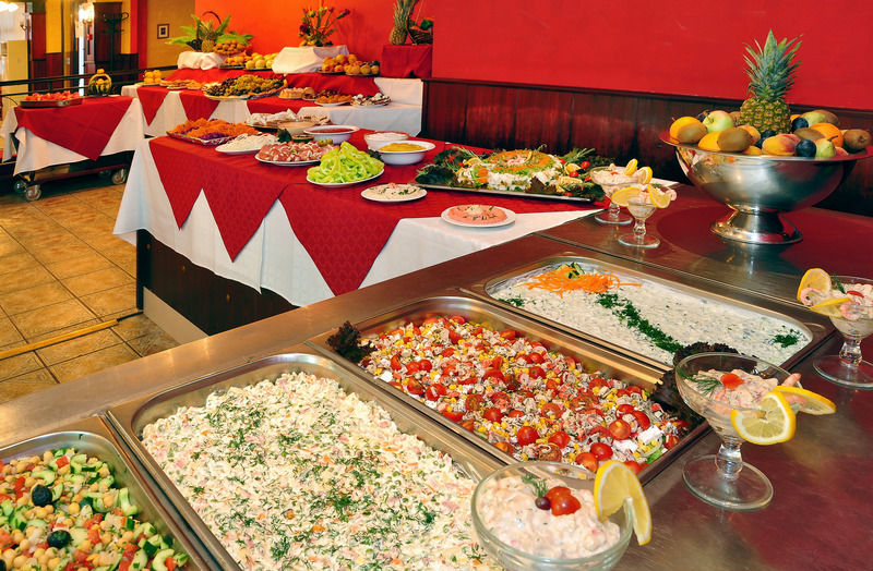 Aparthotel Paradise Park 3*