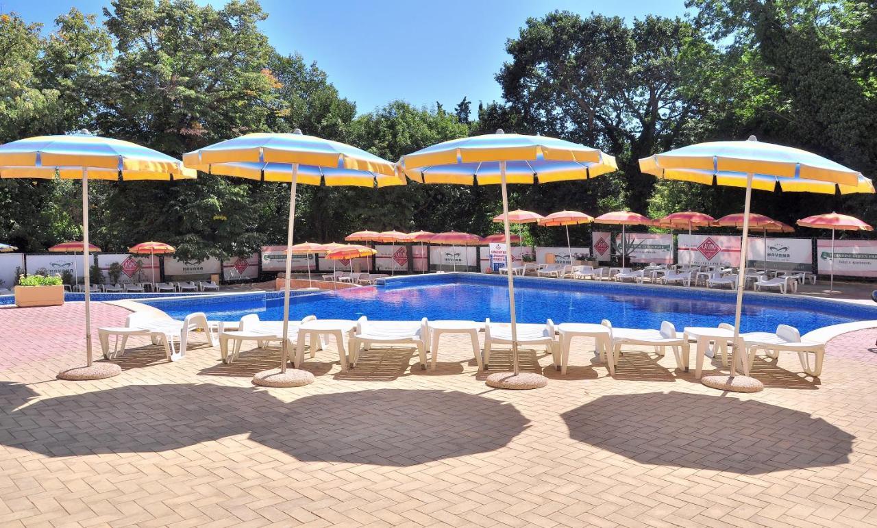 Paradise Park Aparthotel Golden Sands